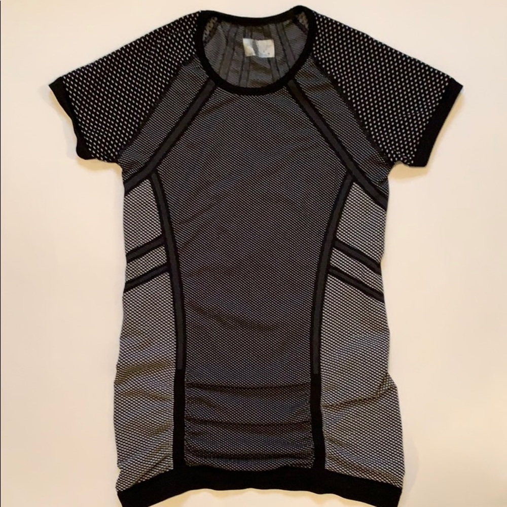 Athleta Speedlight Tee